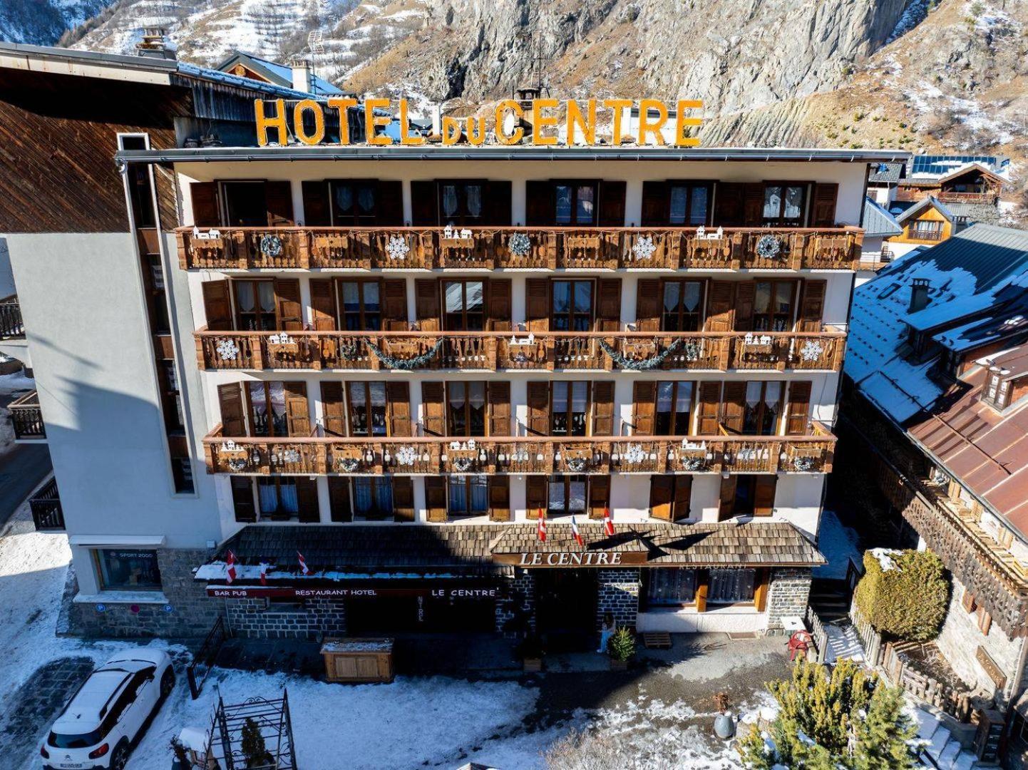 Hotel Du Centre Valloire Bagian luar foto