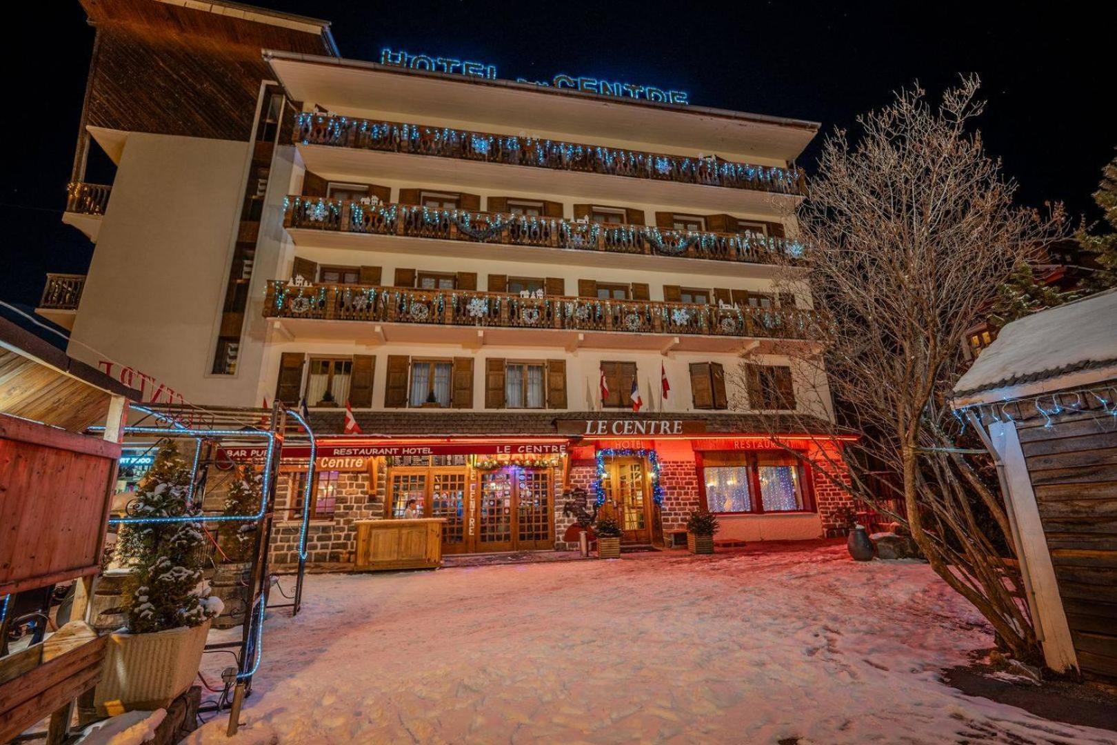 Hotel Du Centre Valloire Bagian luar foto