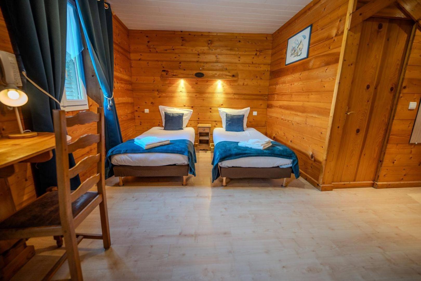 Hotel Du Centre Valloire Bagian luar foto