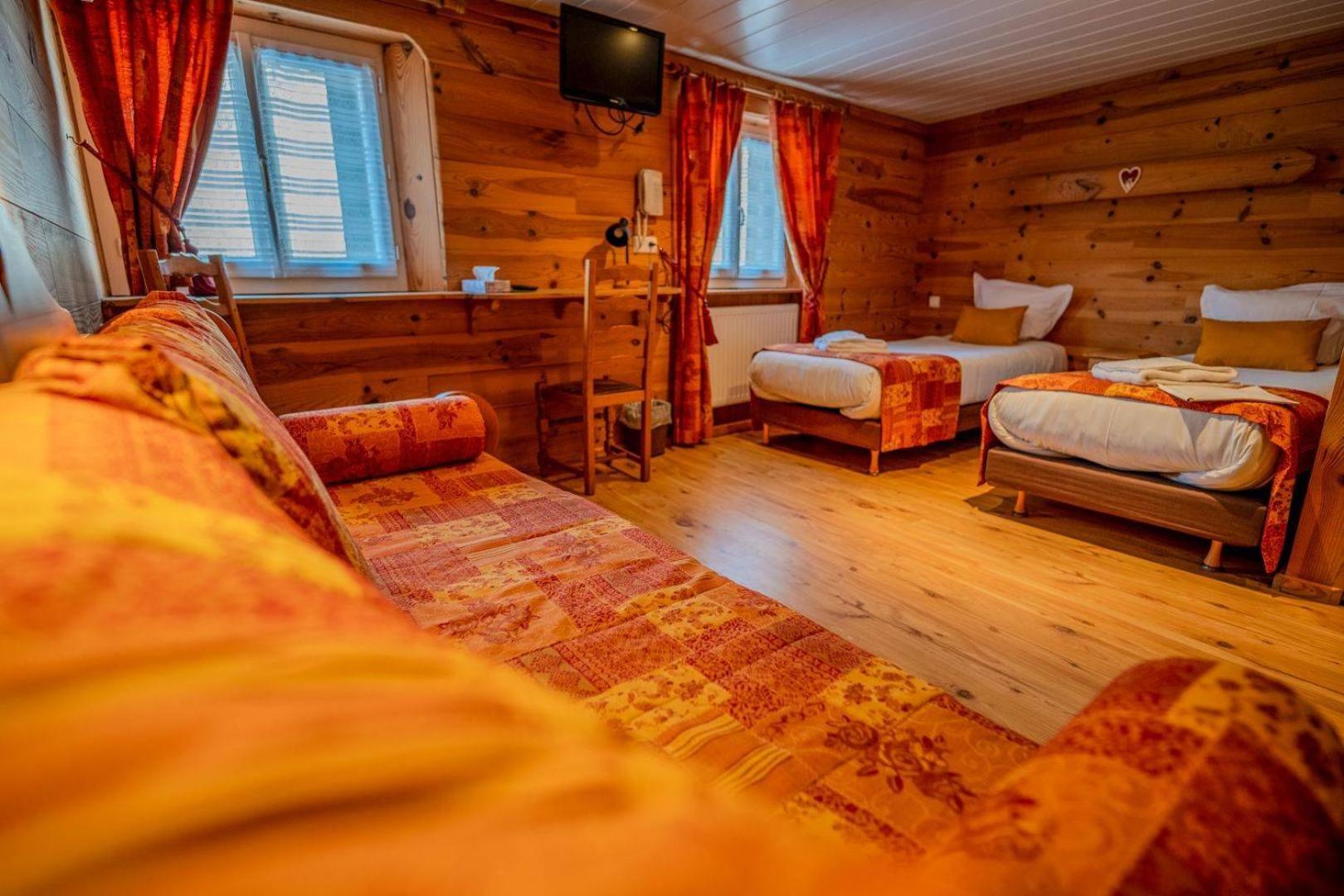 Hotel Du Centre Valloire Bagian luar foto